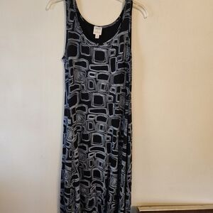 Truth + Style Jersey Black and White Geometric Maxi Dress